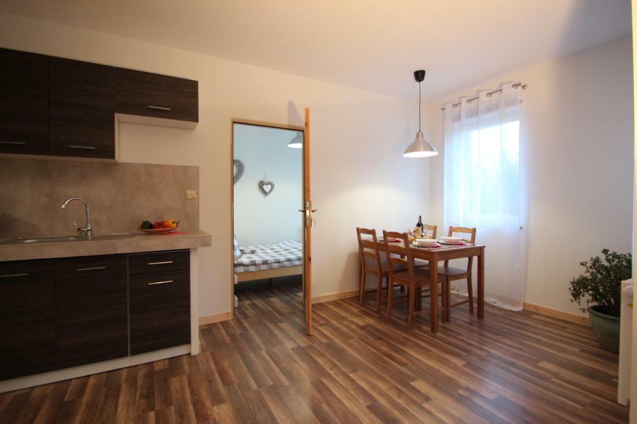 Apartdebki Odargowo エクステリア 写真