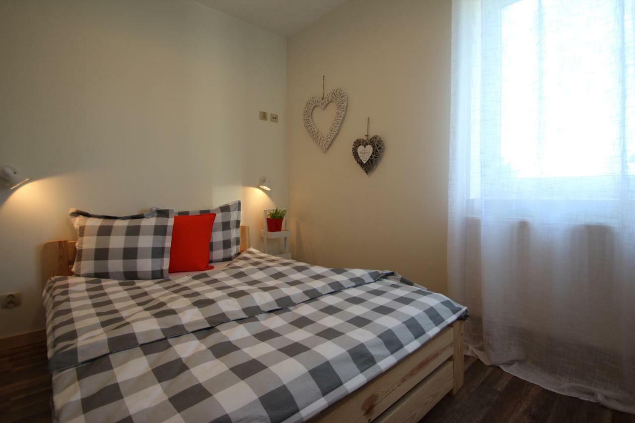 Apartdebki Odargowo エクステリア 写真